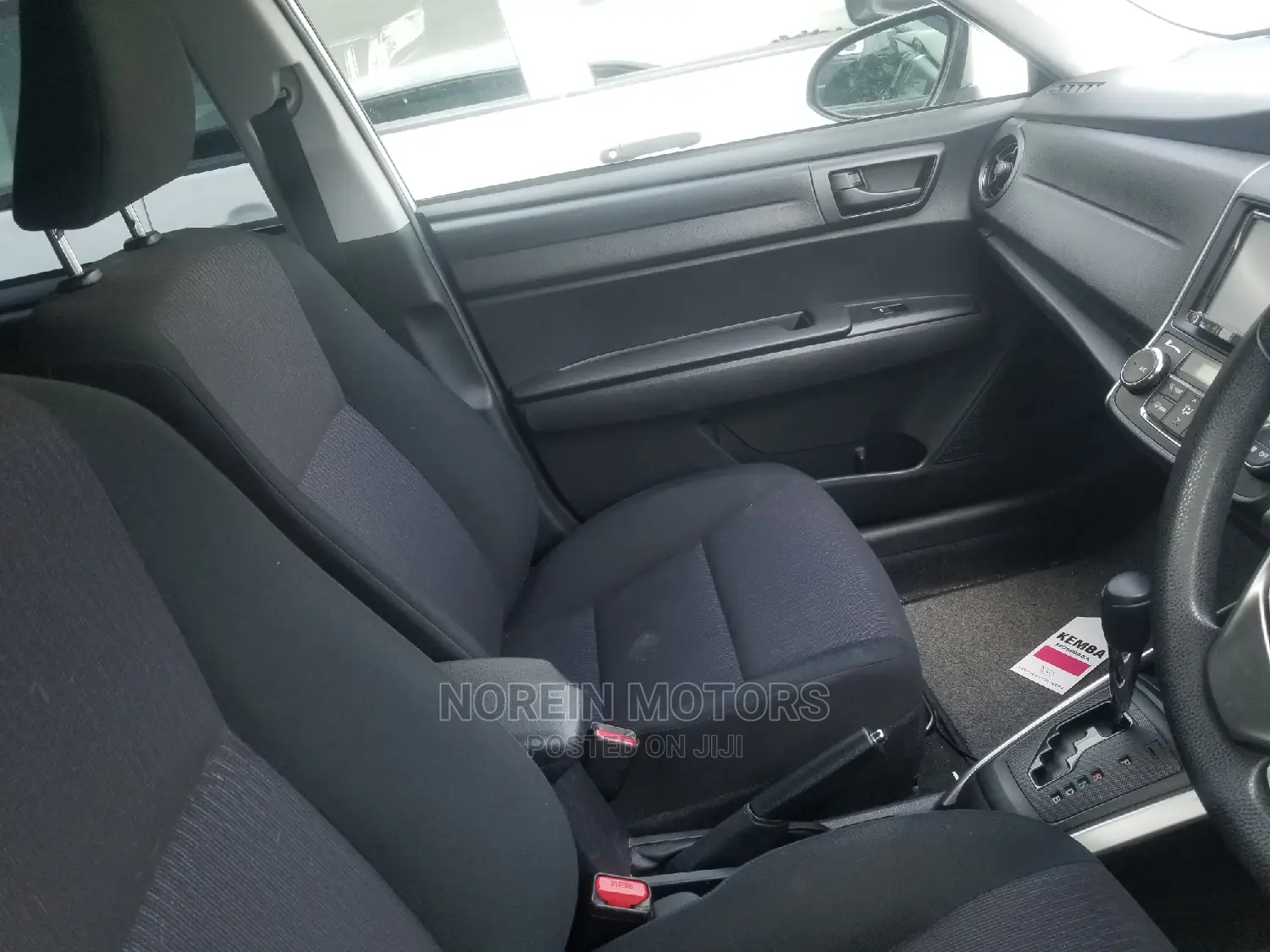 Toyota Fielder 2016 Silver