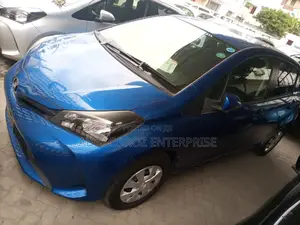 Toyota Vitz 2015 Blue