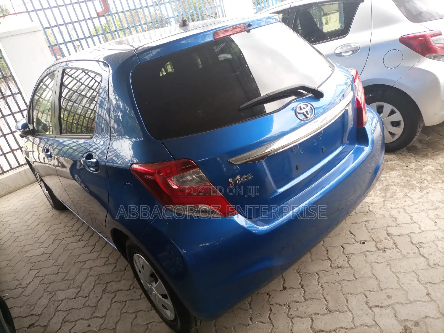 Toyota Vitz 2015 Blue