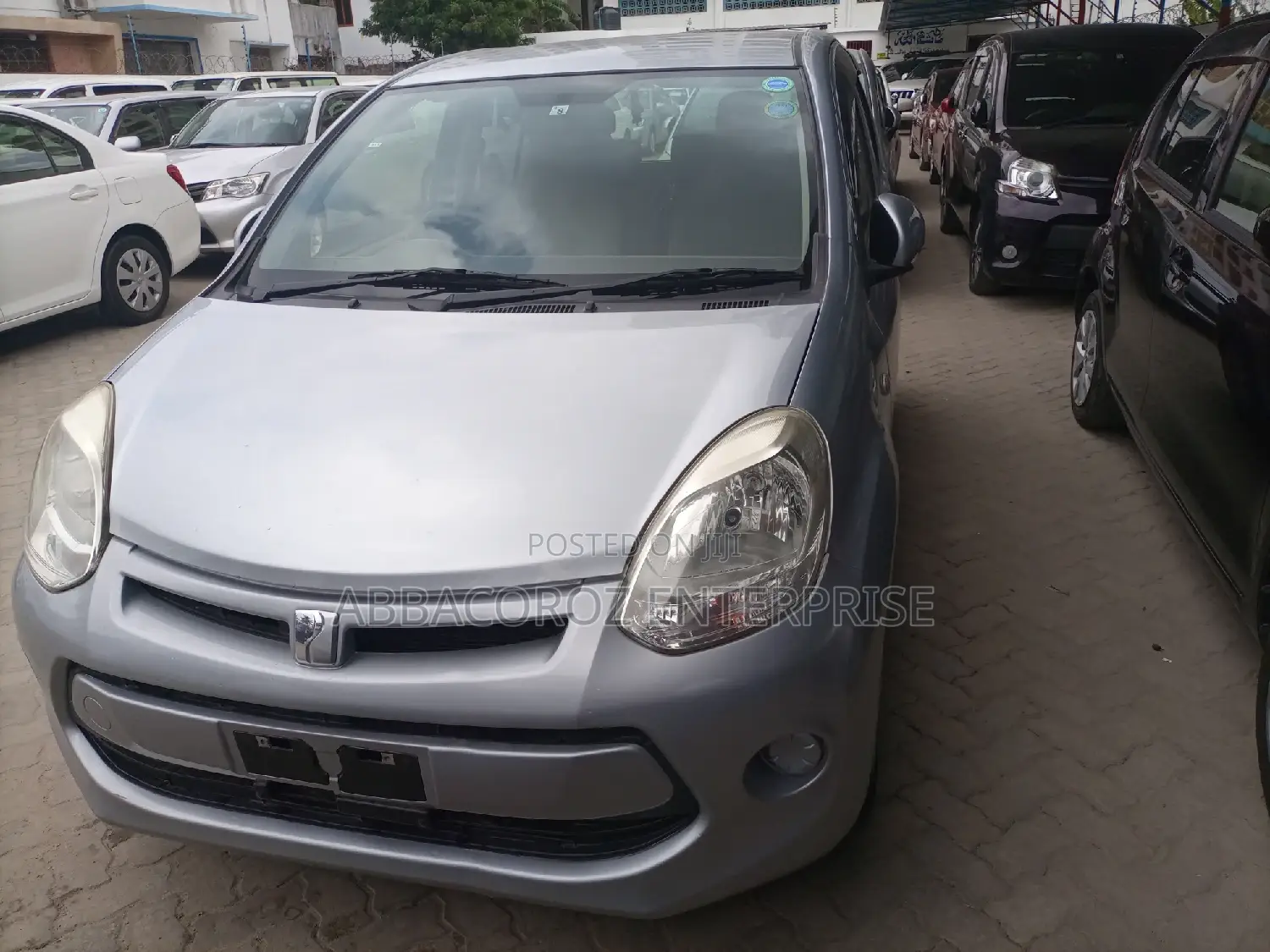 Toyota Passo 2015 Gray