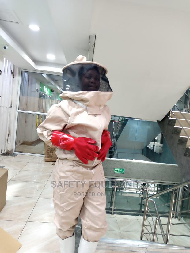 We Sell Suits For Harvesting Bees