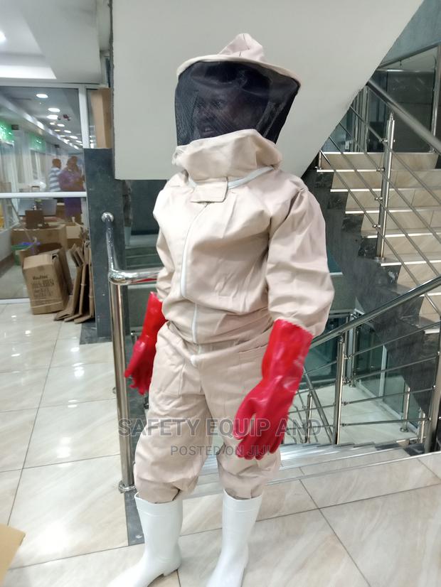 Safety Bee Uniforms-With Red PVC Gloves - thumbnail 2