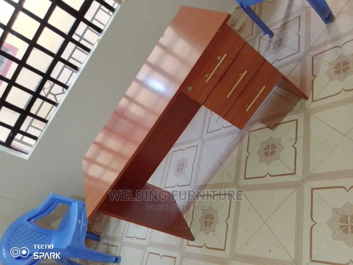 Office Desk