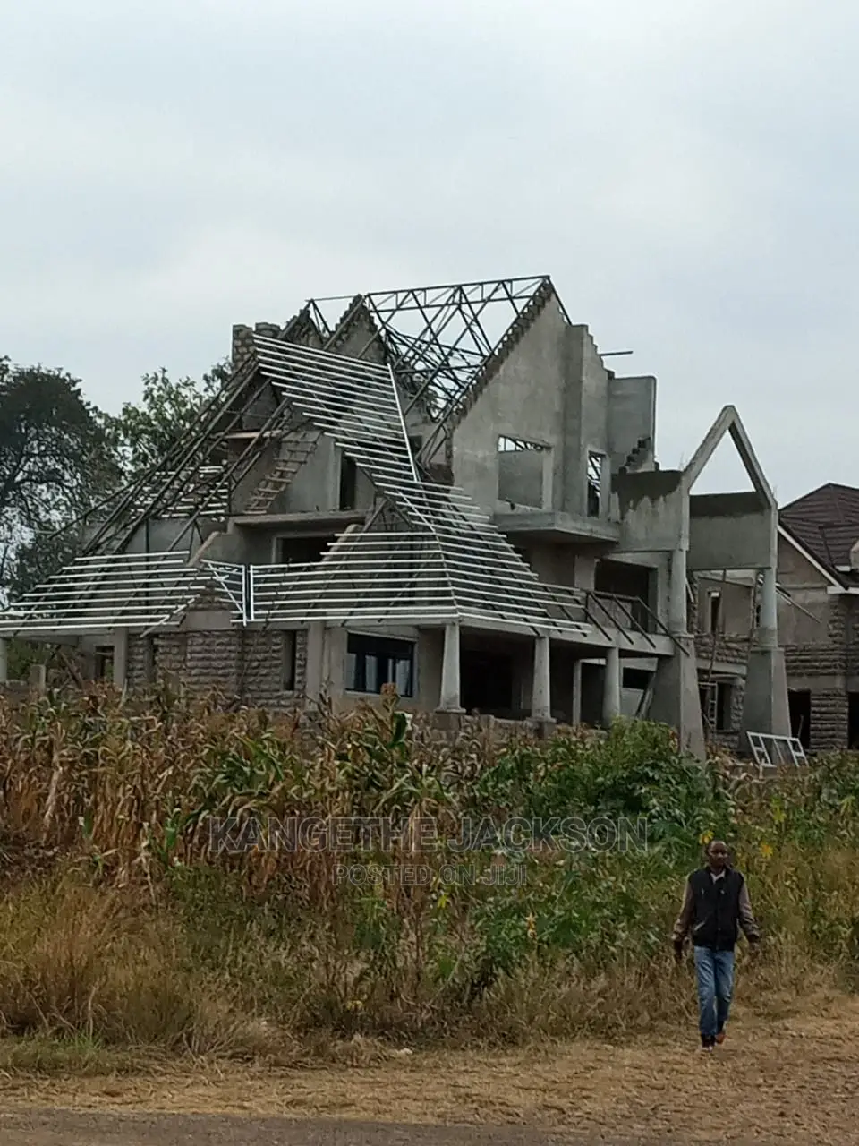 Roofing Specialist Light/Heavy Gauge Steel/ Timber Roof