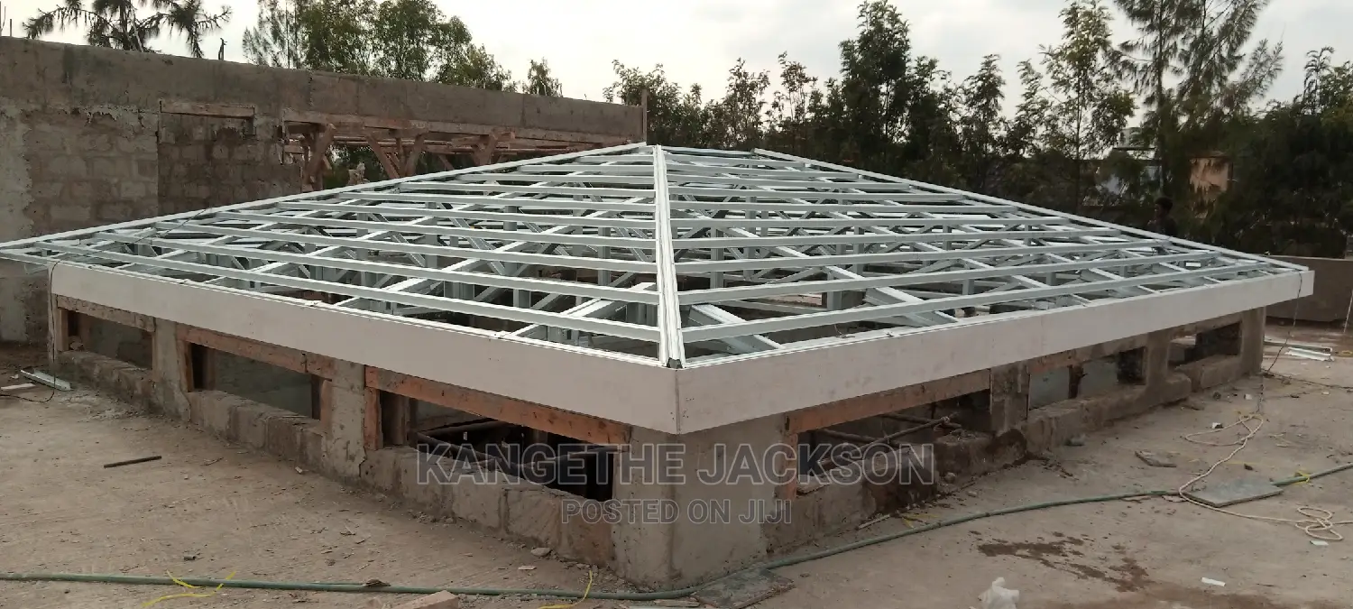 Roofing Specialist Light/Heavy Gauge Steel/ Timber Roof