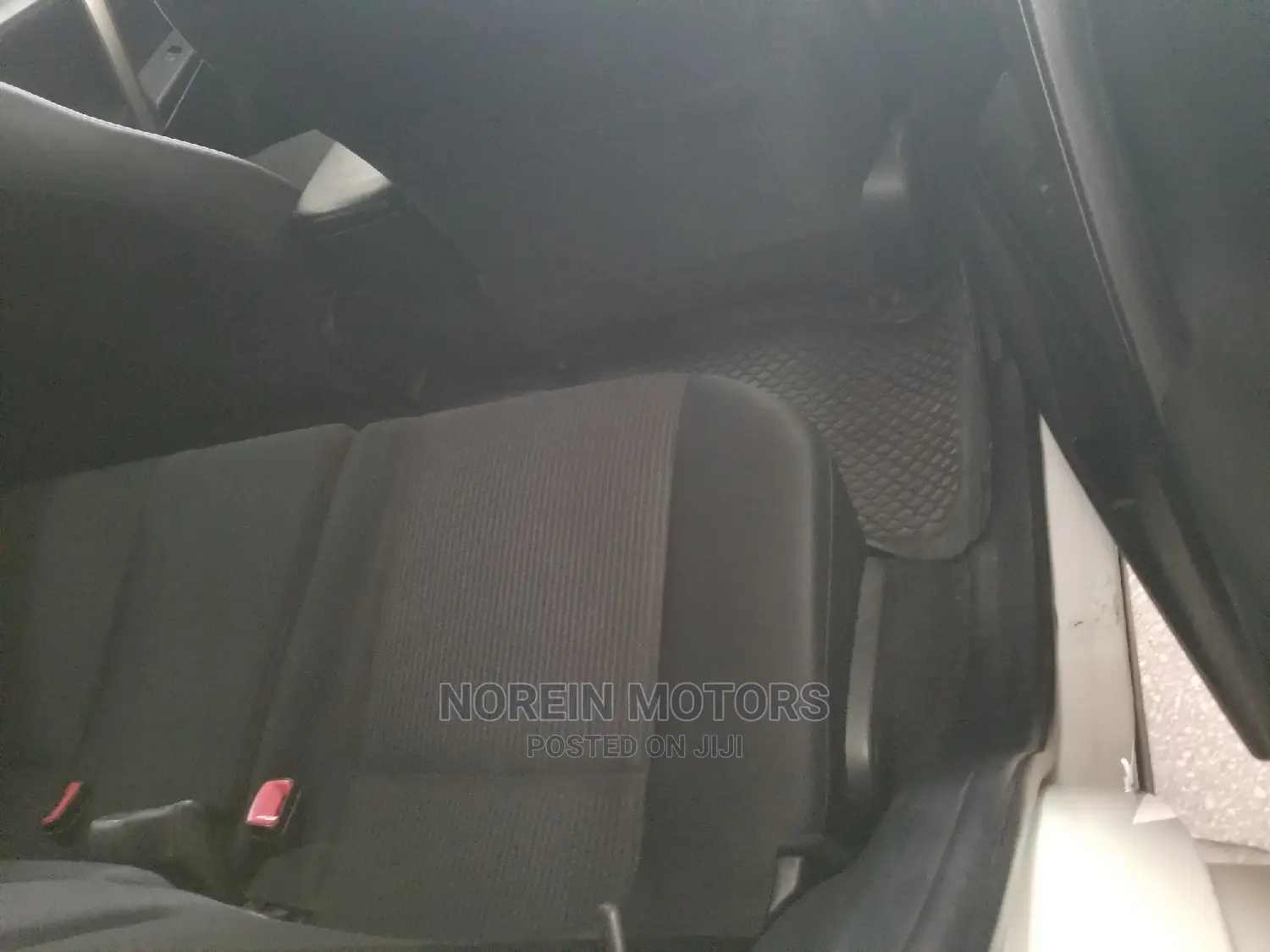 Toyota RAV4 2015 Orange