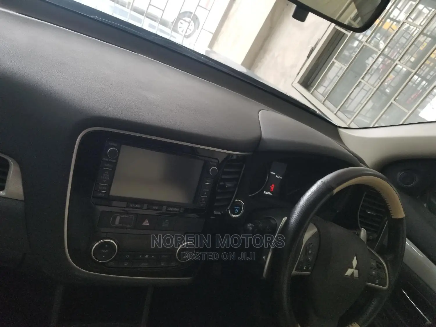 Mitsubishi Outlander 2014 Green