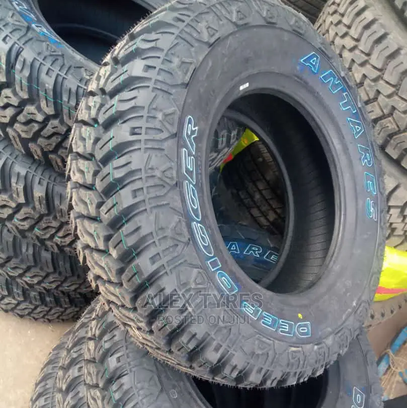235/75r15 M /T Maxtreck Tyres Made in China