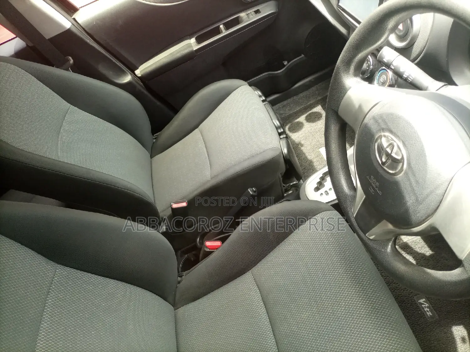 Toyota Vitz 1.3 AWD 3dr 2015 Matt Black