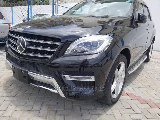 Mercedes-Benz M Class 2014 Black - thumbnail 3