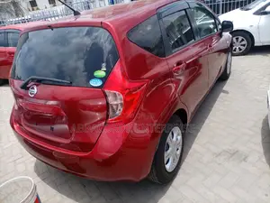 Nissan Note 2015 Red
