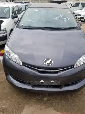 Toyota Wish 2014 Burgandy