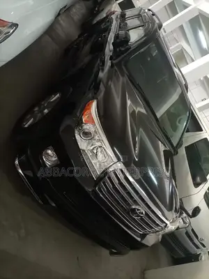 Toyota Land Cruiser 4.5 V8 GL 2015 Matt Black