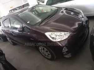 Toyota Aqua 2015 Purple