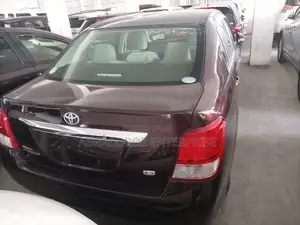 Toyota Axio 2015