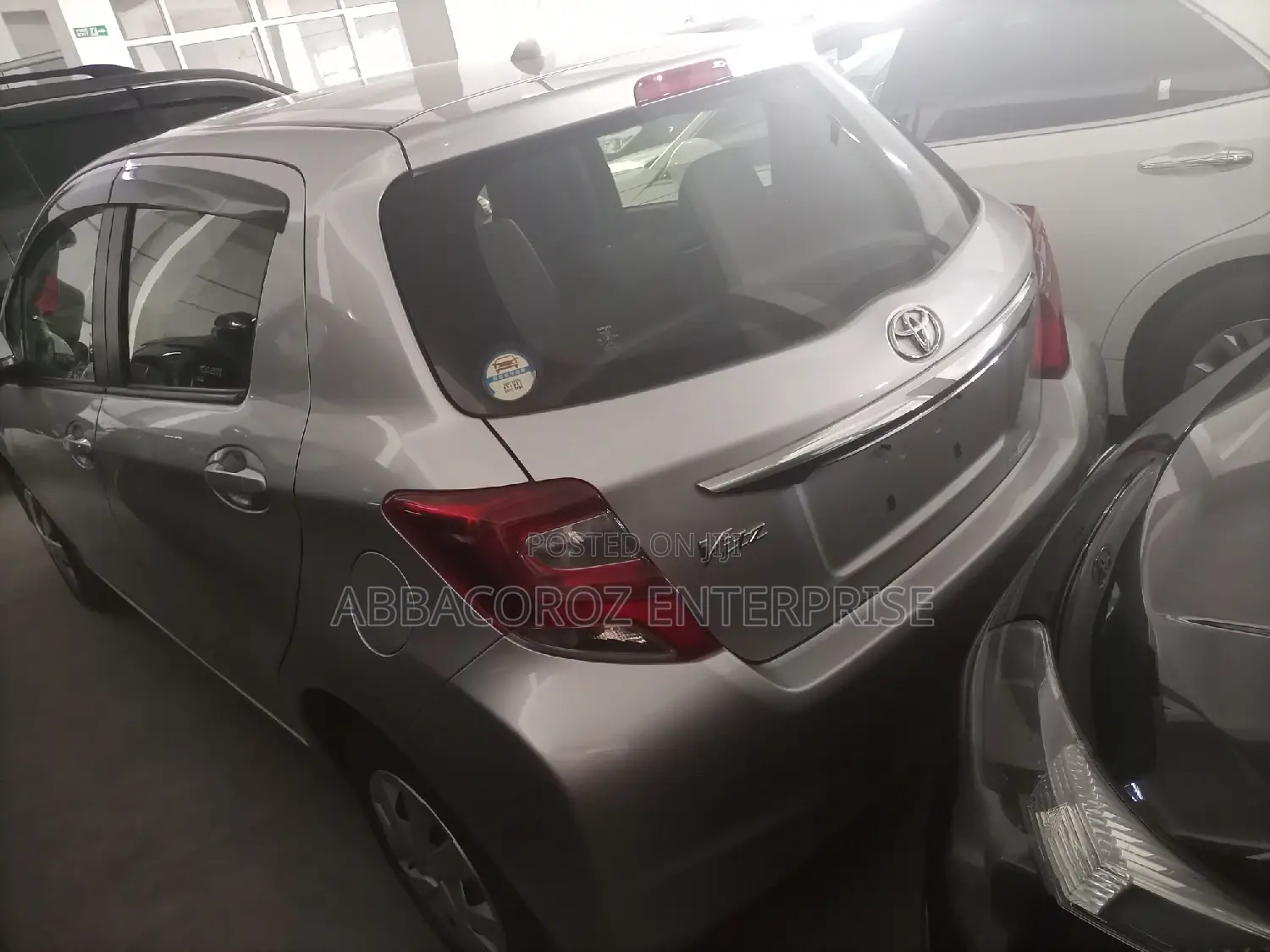 Toyota Vitz 2015 Gray