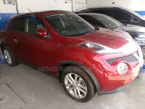 Nissan Juke 2015 Red