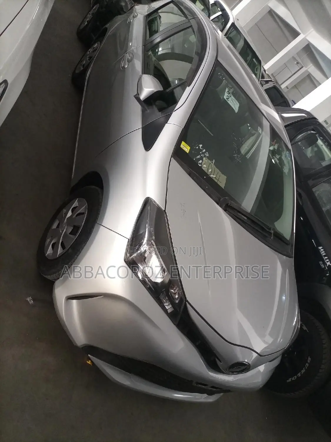 Toyota Vitz 2015 Gray