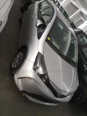 Toyota Vitz 2015 Gray