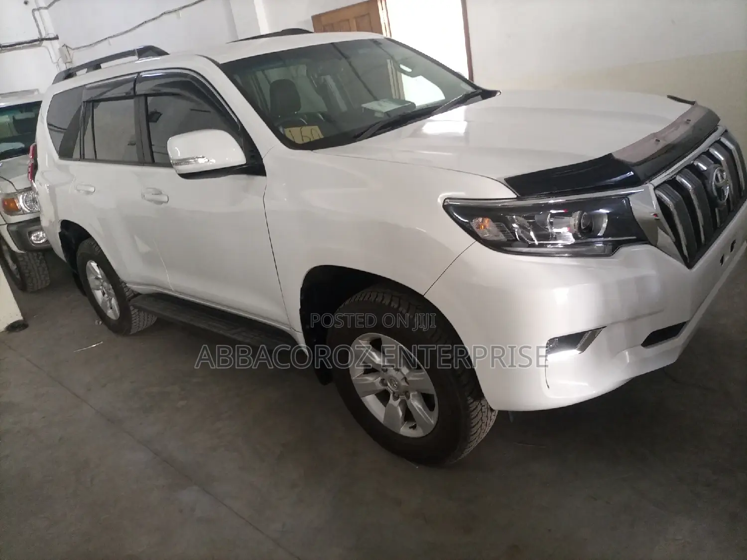 Toyota Land Cruiser Prado 2015 White