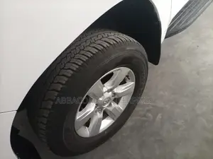 Toyota Land Cruiser Prado 2015 White