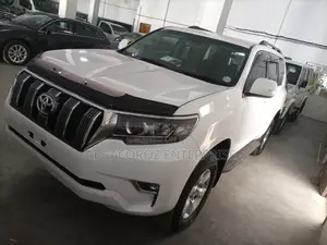Toyota Land Cruiser Prado 2015 White