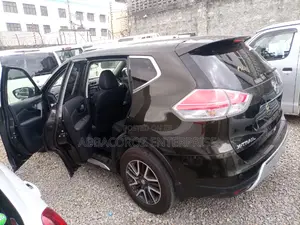 Nissan X-Trail 2015 Green