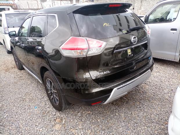 Nissan X-Trail 2015 Green - thumbnail 5
