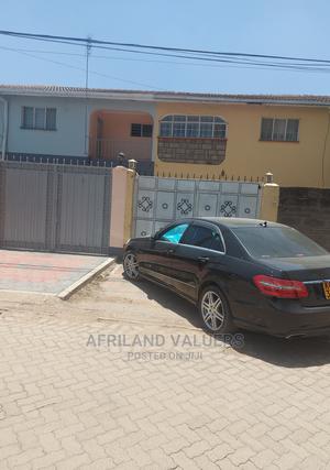 3bdrm Maisonette in Real Estate South C for sale