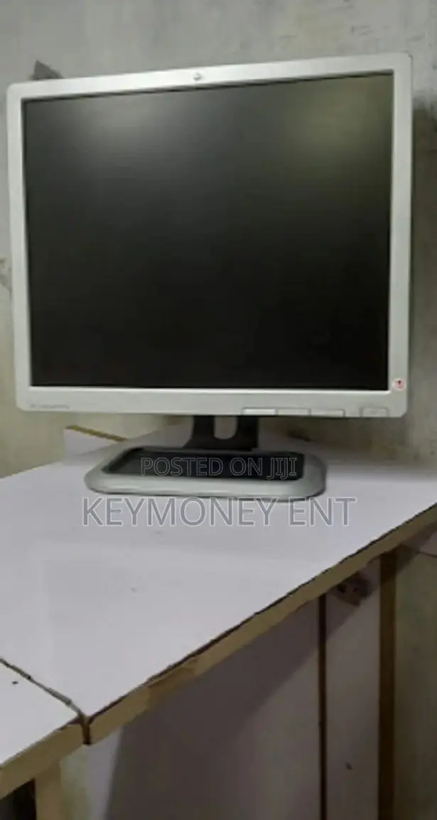 19 Inches Refurbished Display Monitor