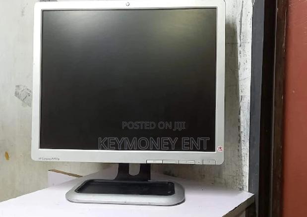 Refurbished 17 Inches HP - main view