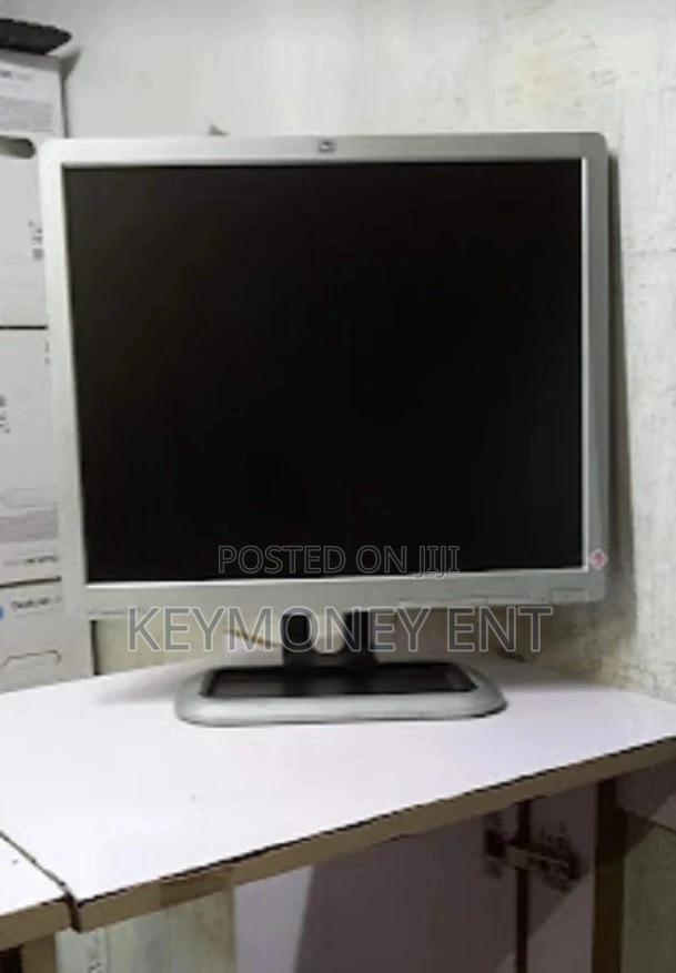 HP TFT Monitor Refurbished 17inches