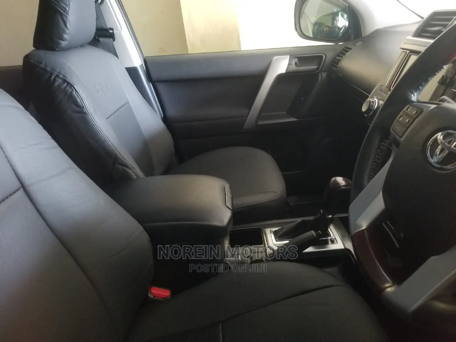Toyota Land Cruiser Prado 2015 Black