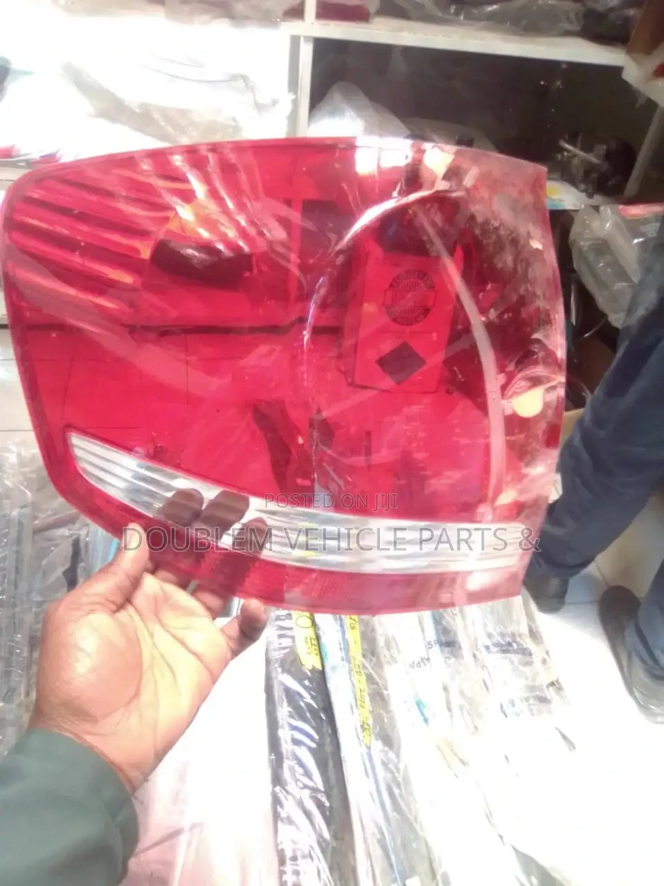 Tail Lens Allion 2005