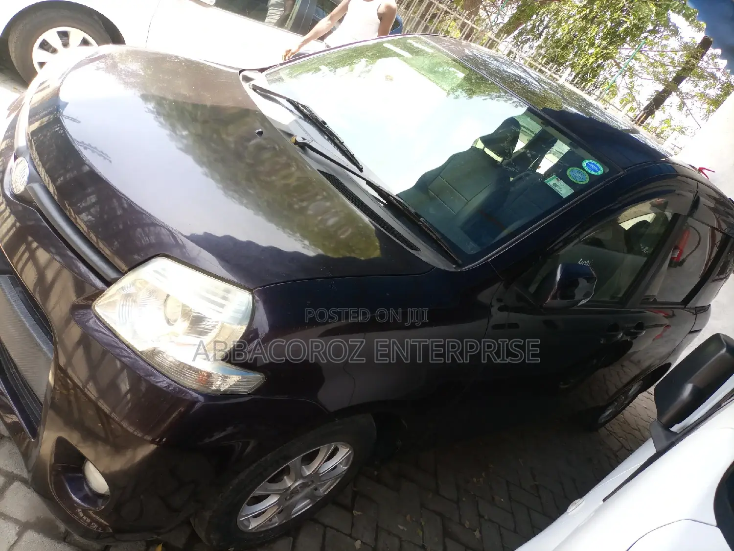 Toyota Sienta 1.5 AWD 2016 Purple