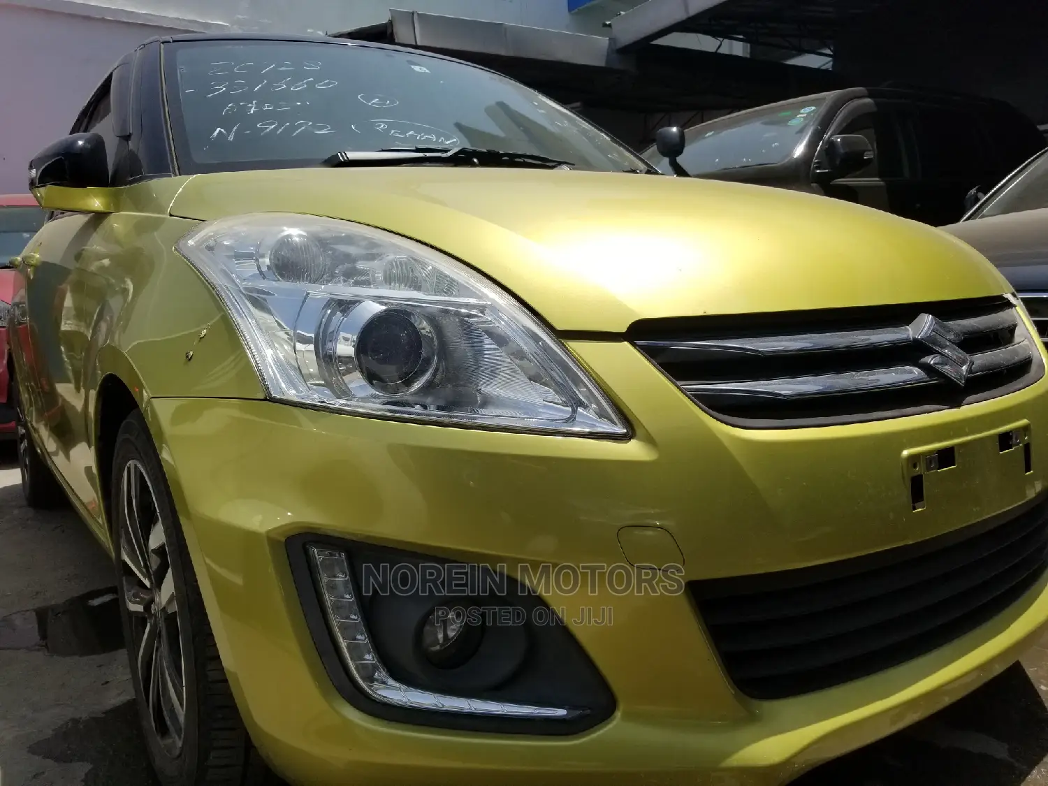 Suzuki Swift 2014 Gold