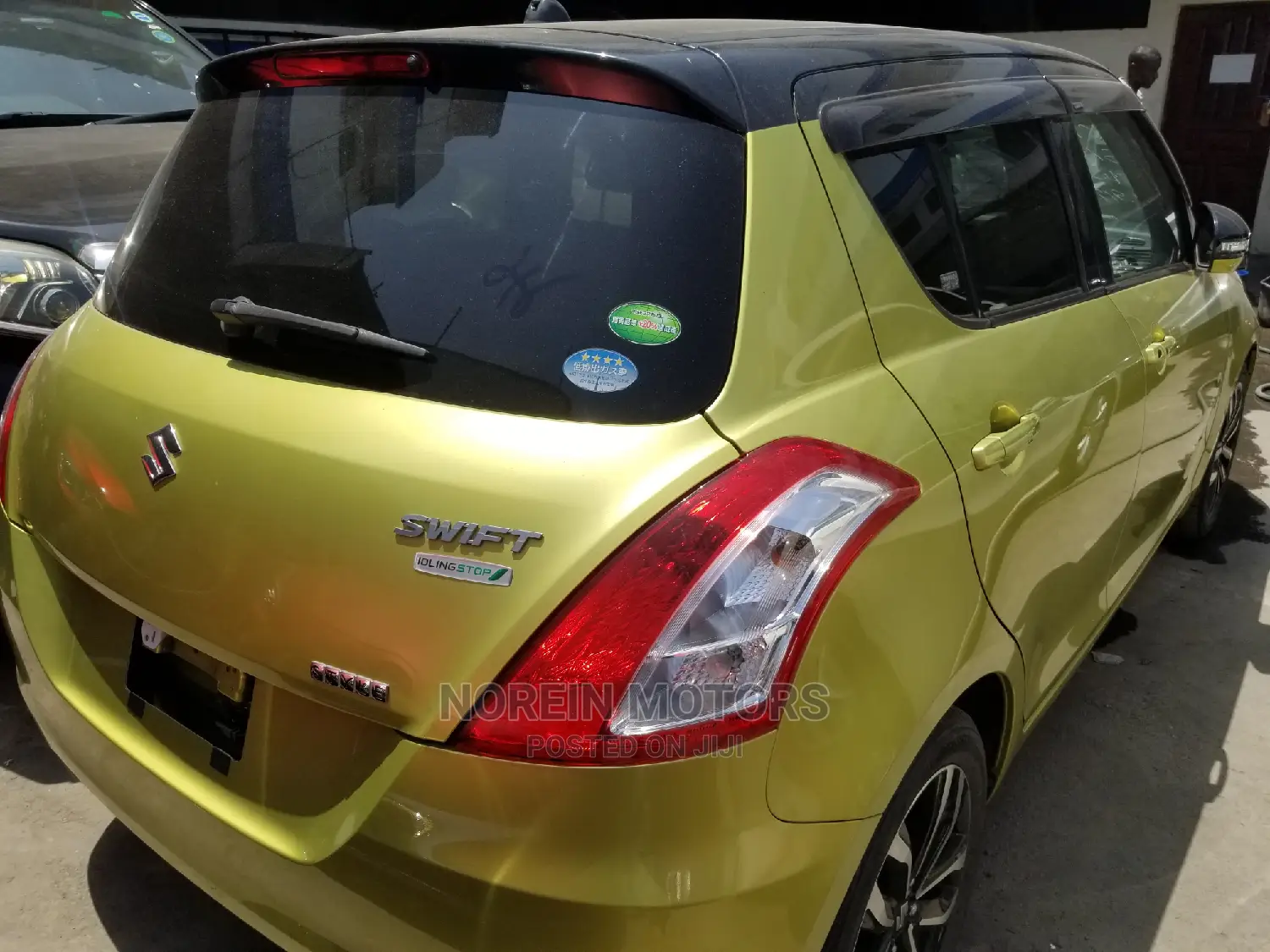 Suzuki Swift 2014 Gold