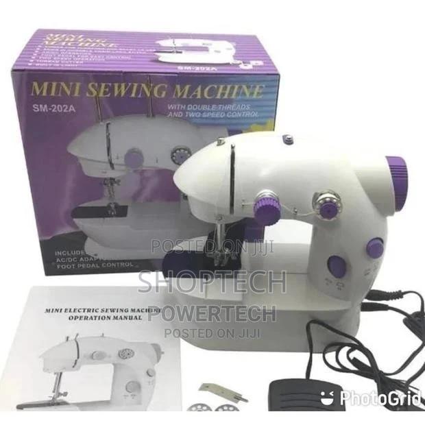 Mini Sewing Machine - main view
