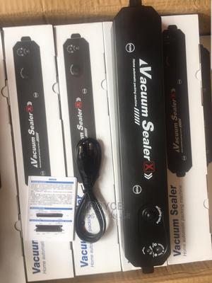 Vacuum Sealer - thumbnail 2