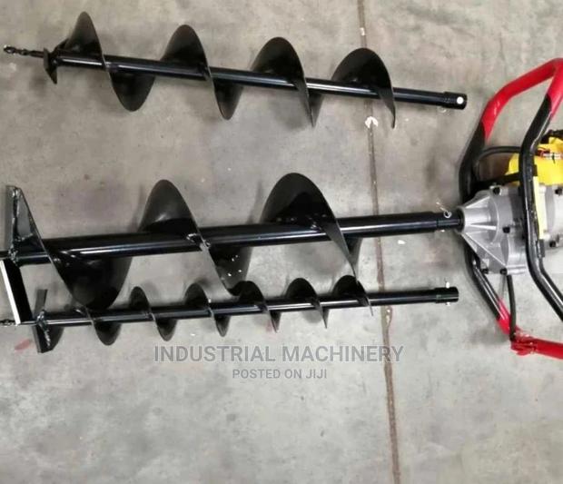 Earth Auger Drill With Bits-Petrol - main view