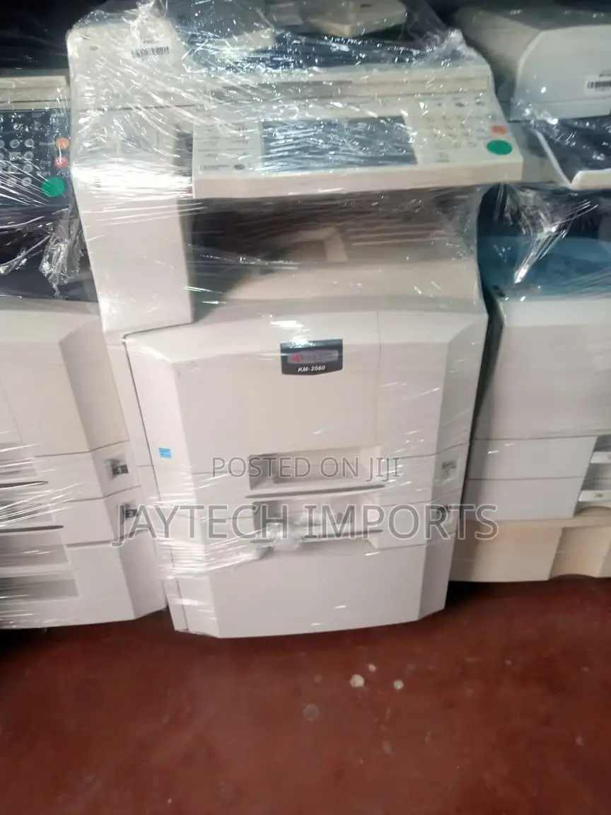 Modern Kyocera Ecosys Km 2560 Printer