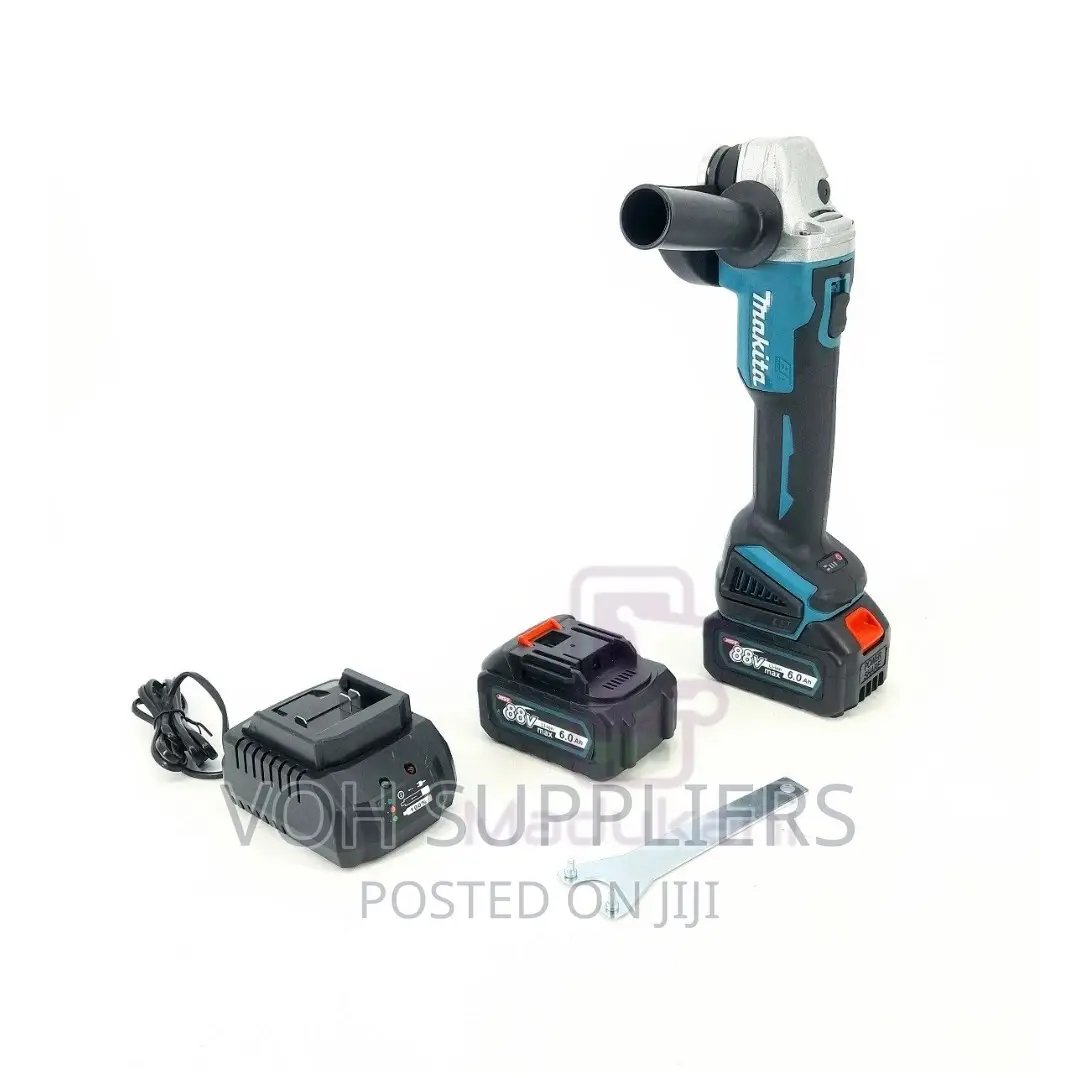 Makita DGA411 BL1830B Cordless Rechargeable 4" Angle Grinder