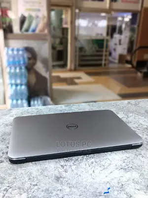 Laptop Dell XPS 13 9370 4GB Intel Core I5 SSD 256GB