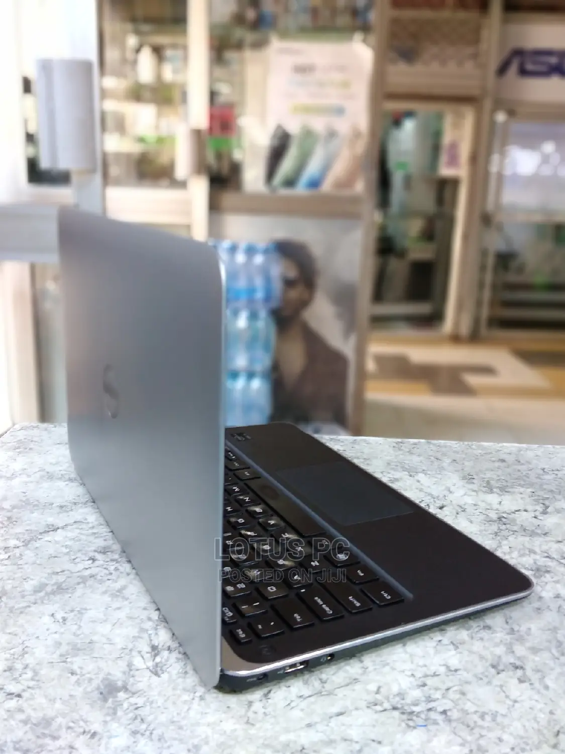 Laptop Dell XPS 13 7390 4GB Intel Core I5 SSD 256GB