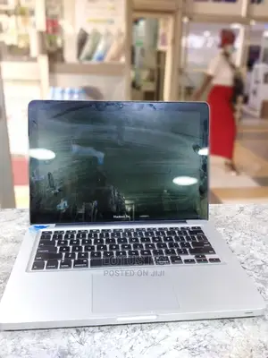 Laptop Apple MacBook 2012 4GB Intel Core I5 HDD 500GB
