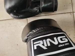 Ring Boxing Gloves - 14oz