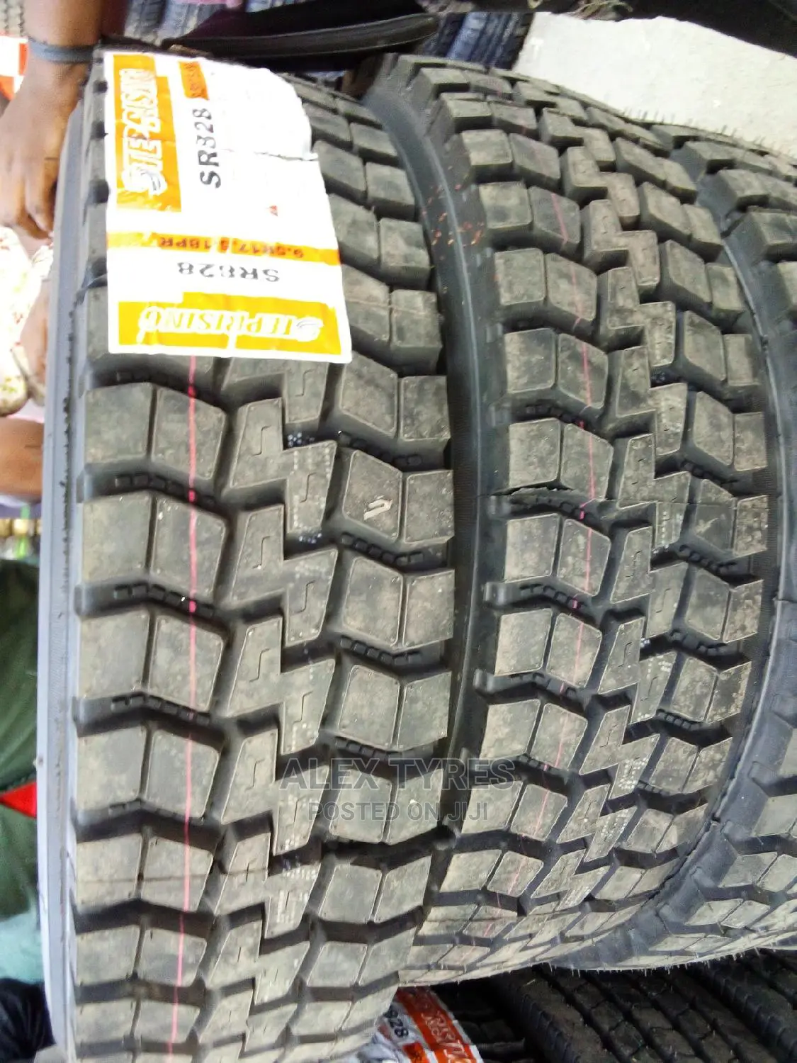 9.5 R17.5 Steprising Tyres Made in China
