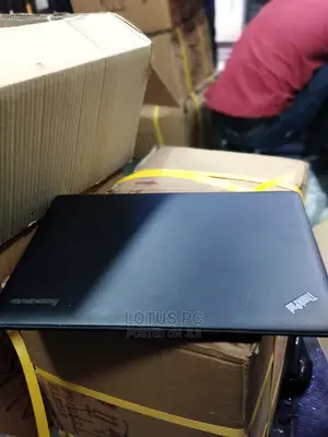 Laptop Lenovo ThinkPad S431 4GB Intel Core I3 HDD 500GB