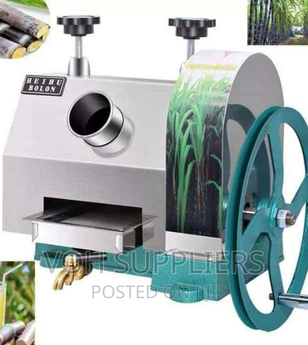 Manual Sugarcane Juice Grinding Machine - main view