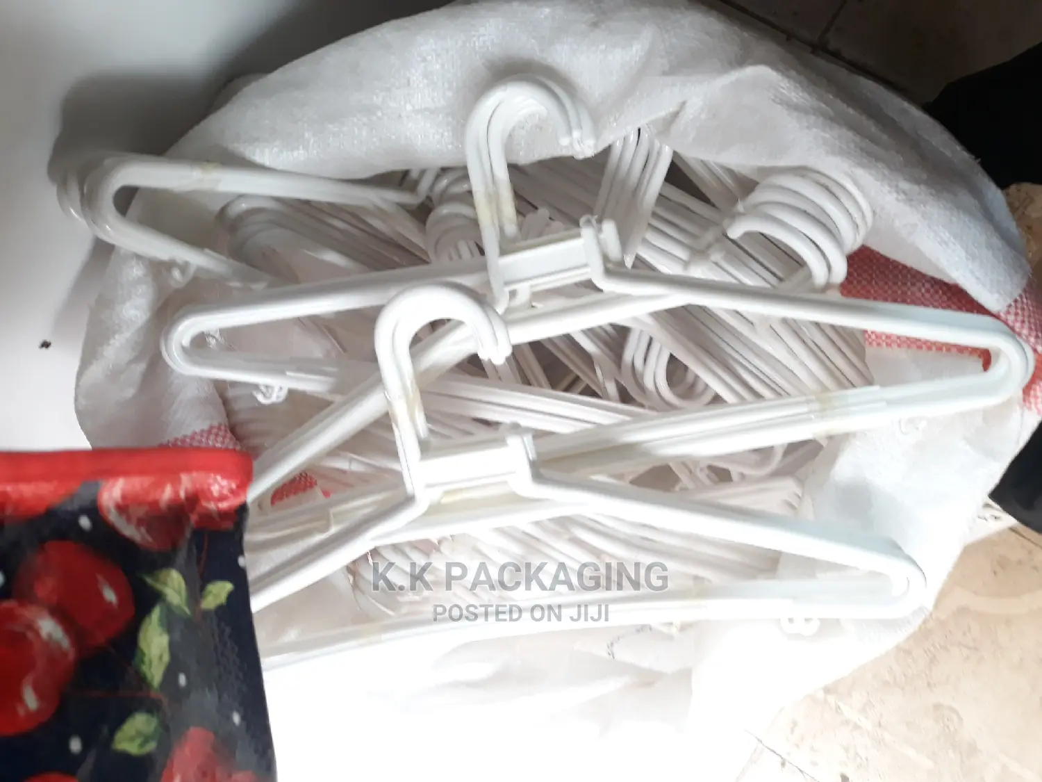White Hangers